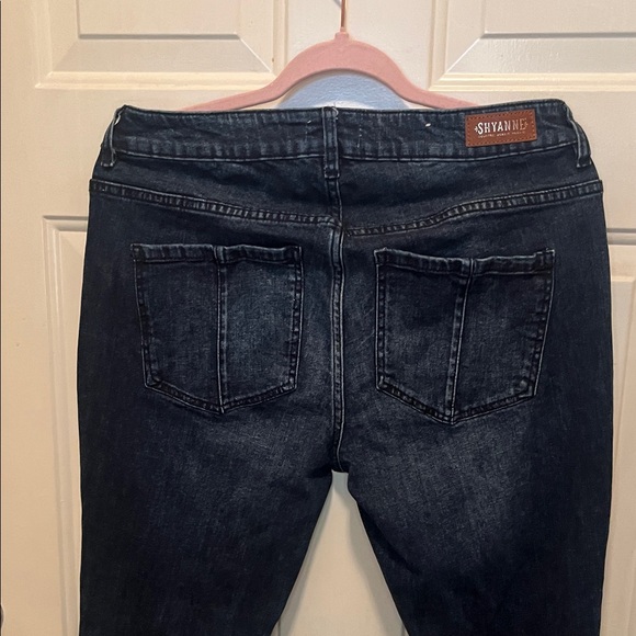 Shyanne boot cut jeans - Picture 6 of 9